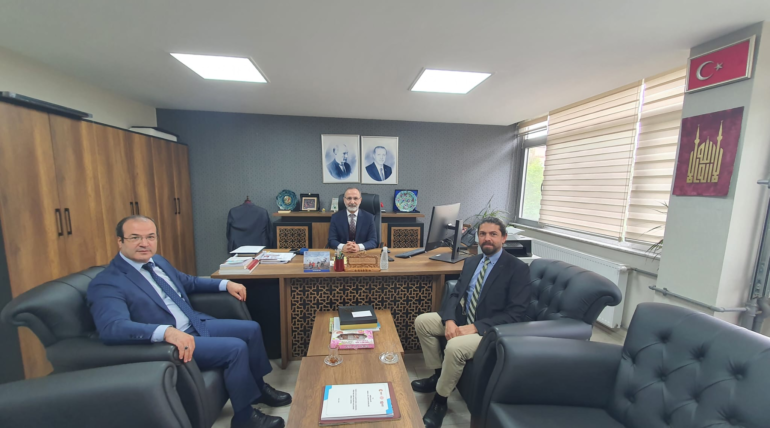 Anadolu Sakaryalılar Derneği’nden MEB’e Ziyaret